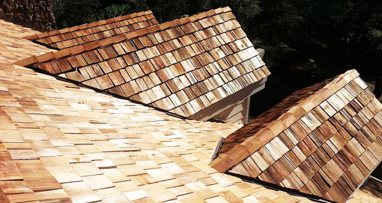  Install Wood Shingles Roofing Santa Clarita